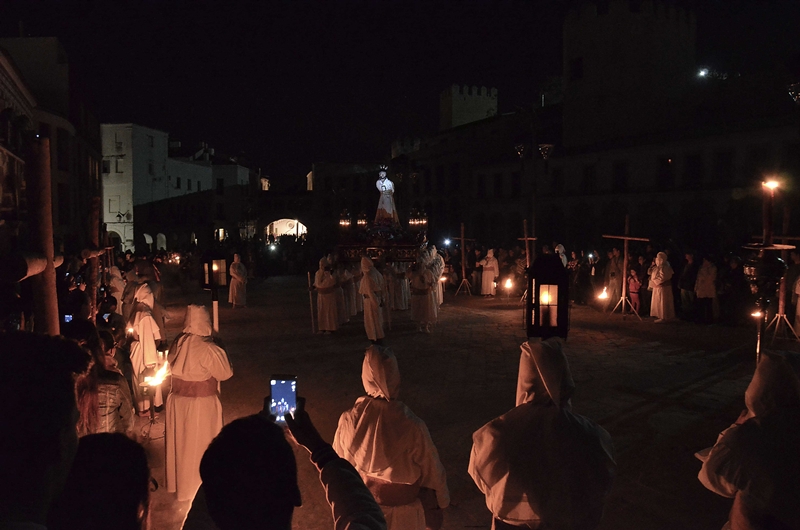Las mejores imágenes del Miércoles Santo en Badajoz - Parte II