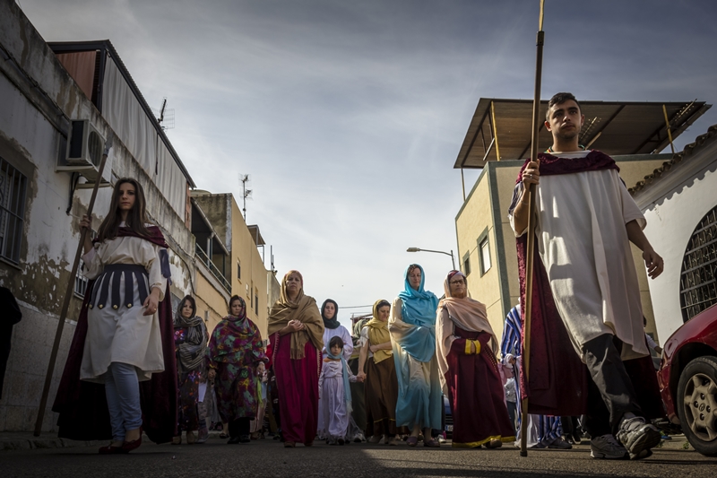 Espectaculares imágenes del Vía Crucis del Cerro de Reyes (Badajoz)