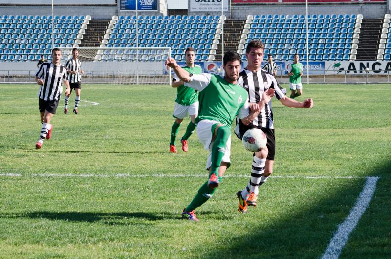 El CD. Badajoz vence al Brocense y espera la liguilla El CD. Badajoz vence al Brocense y espera la liguilla