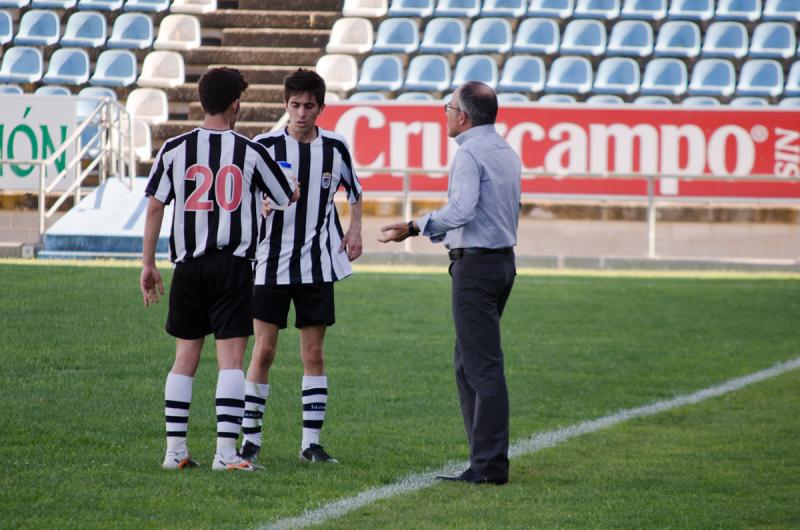 El CD. Badajoz vence al Brocense y espera la liguilla El CD. Badajoz vence al Brocense y espera la liguilla