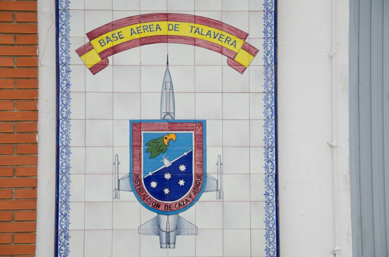 El Príncipe Felipe visita la Base de Talavera la Real