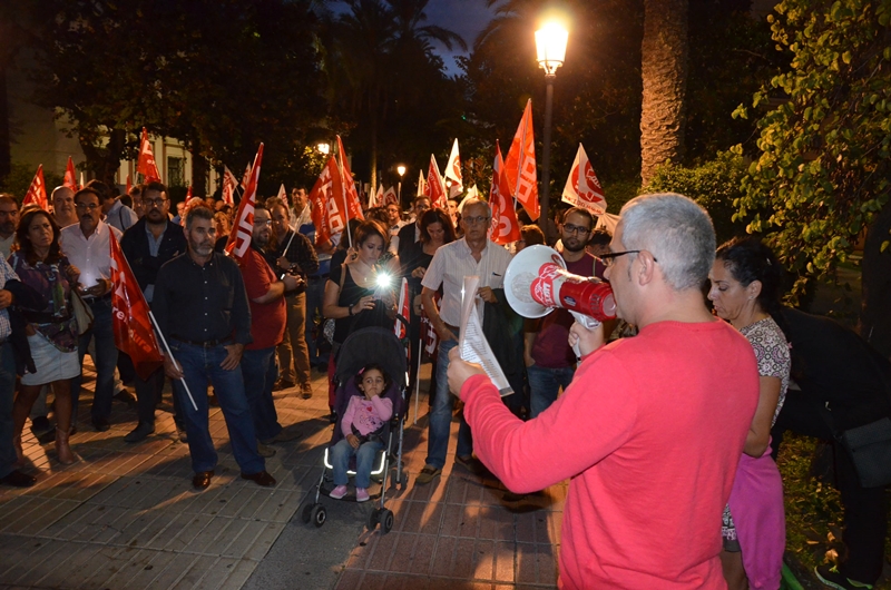 Imágenes de la manifestación contra el trabajo precario en Badajoz