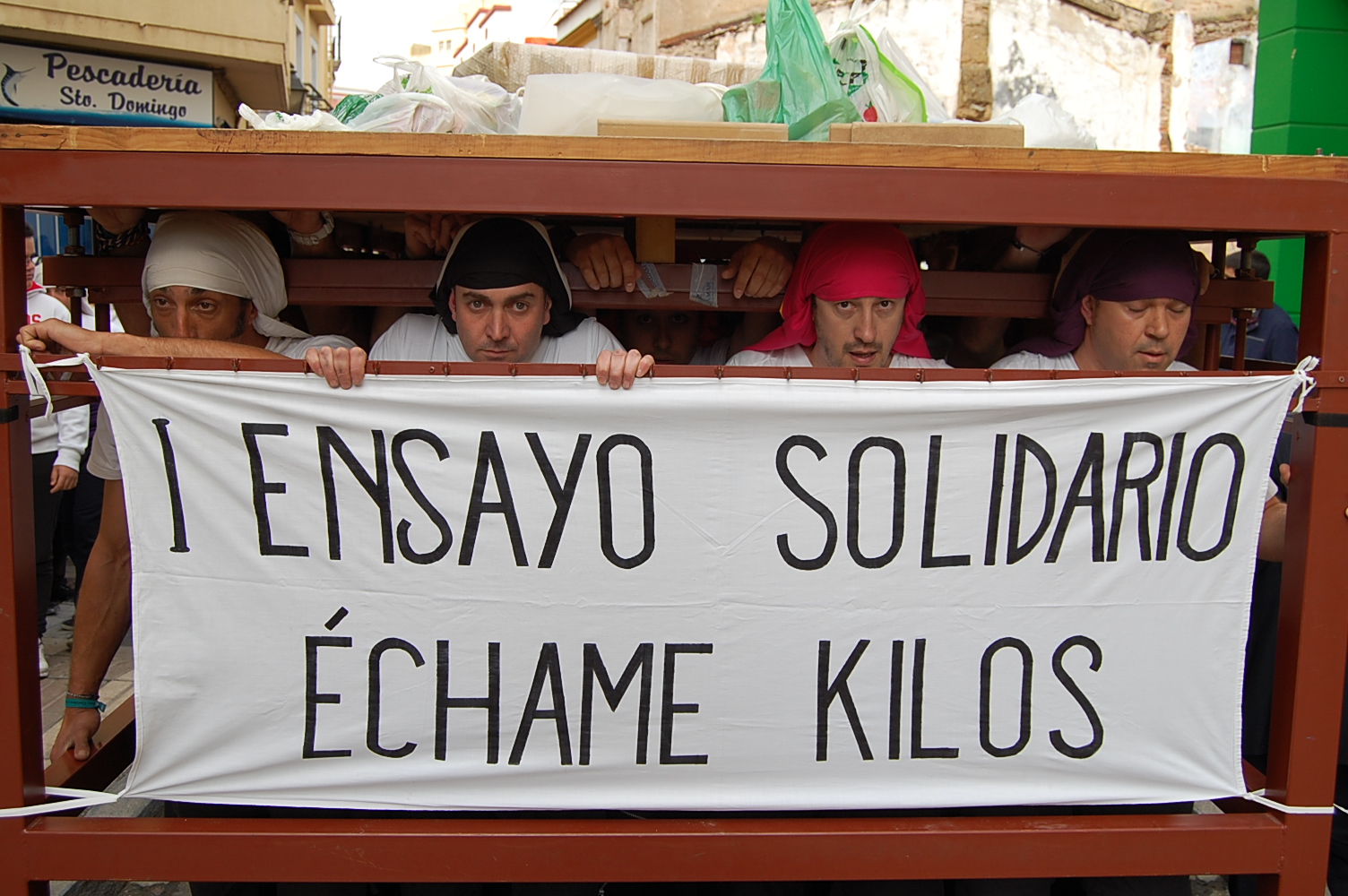 Imágenes de la primera Procesión Solidaria en Badajoz