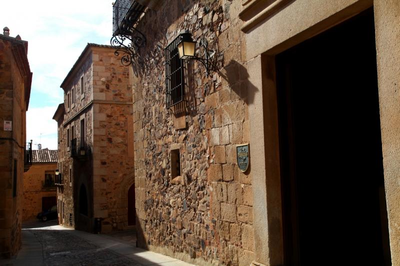 Paseo por la Cáceres más monumental II Paseo por la Cáceres más monumental II