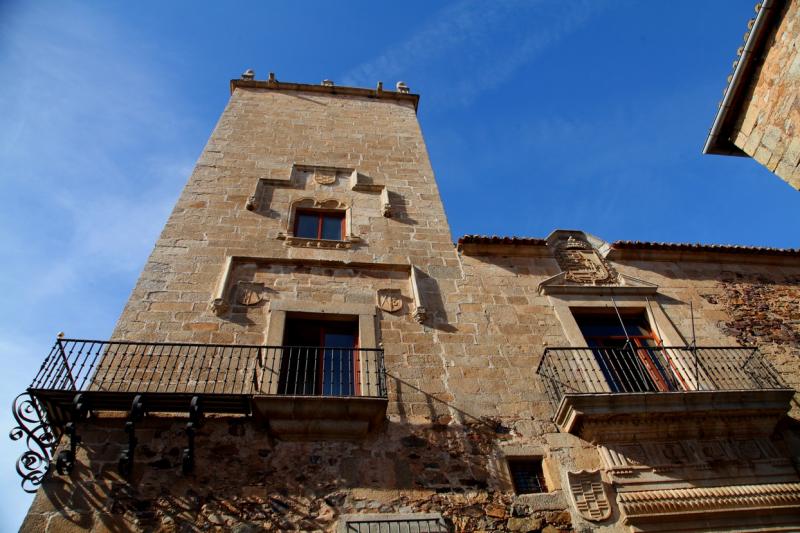 Paseo por la Cáceres más monumental II Paseo por la Cáceres más monumental II