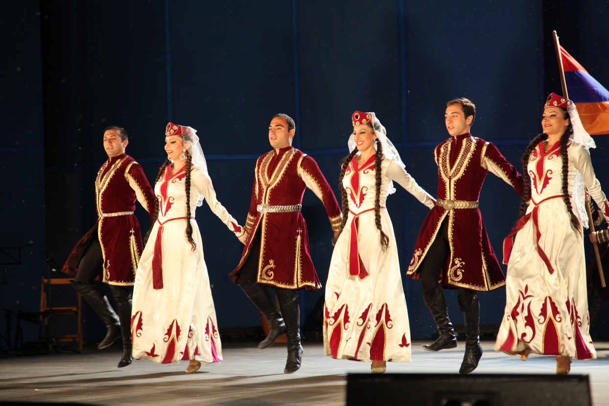 Imágenes del Festival Folklórico de Extremadura