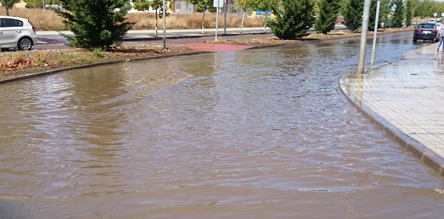 Imágenes de las intensas lluvias en Badajoz