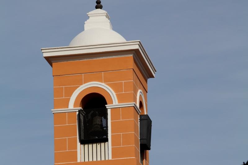 Mirando hacia arriba en Badajoz I