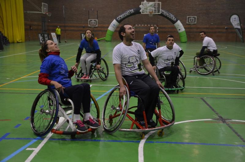 Celebrado con éxito el torneo benéfico de baloncesto en silla de ruedas