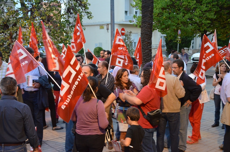 Imágenes de la manifestación contra el trabajo precario en Badajoz