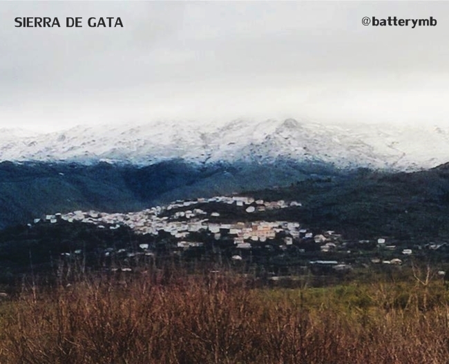 La nieve visita Extremadura por encima de los 500 metros de altitud