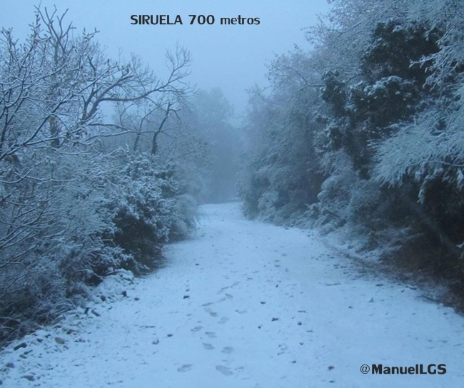 La nieve visita Extremadura por encima de los 500 metros de altitud