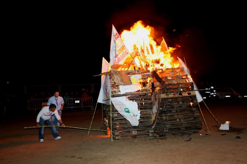 Tamborada y Candelas del Carnaval de Badajoz 2013