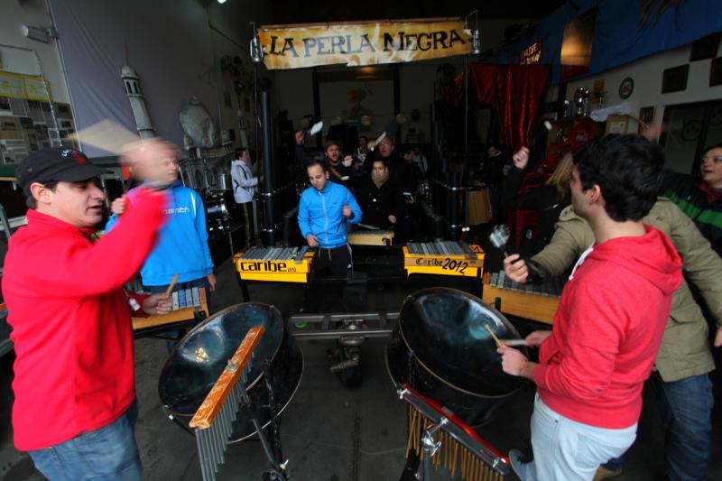 Ensayo de las comparsas del Carnaval de Badajoz Ensayo de las comparsas del Carnaval de Badajoz