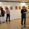 Inauguran la exposición fotográfica "Rasgos y Culturas" en el Luis de Morales