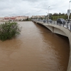 Punta de la crecida del río Guadiana a su paso por Badajoz y Caya