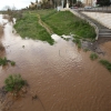 El caudal del Guadiana en Badajoz alcanza al Paseo Fluvial