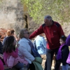 Mayores y niños buscan el tesoro perdido en la Alcazaba