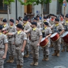 La lluvia respeta el toque de retreta militar