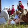 Espectaculares imágenes del Vía Crucis del Cerro de Reyes (Badajoz)