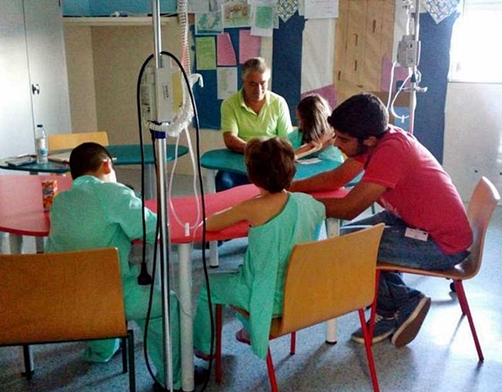Magia para los niños ingresados en el Materno Infantil