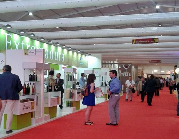 El vino extremeño se promociona en la FENAVIN de Ciudad Real