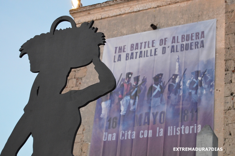 Ambiente en el Mercado Artesanal de La Batalla de La Albuera
