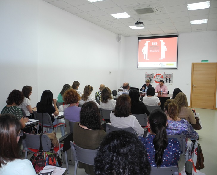 UGT inaugura la jornada &quot;Herramientas para combatir la brecha salarial&quot;