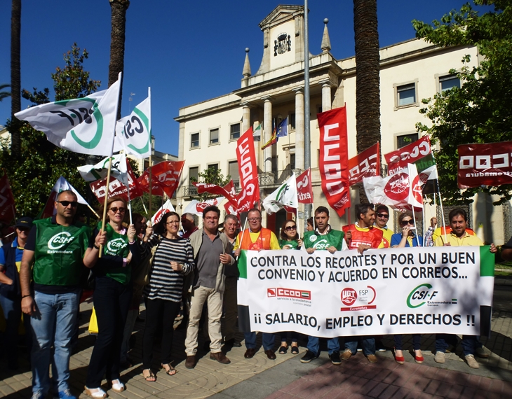 Trabajadores de Correos continúan sus protestas por unas mejores condiciones laborales