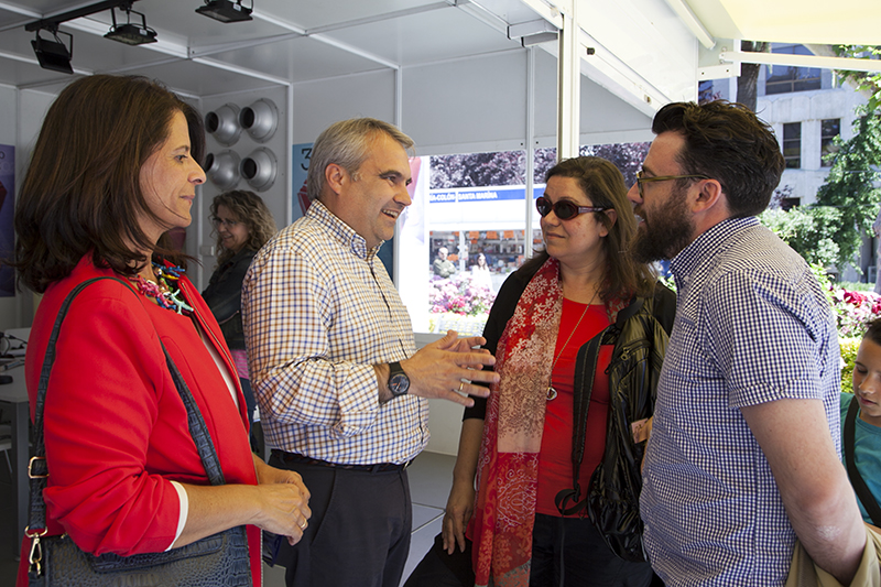 “Conexo” y “Deseo de chocolate” presentadas en la Feria del Libro de Badajoz