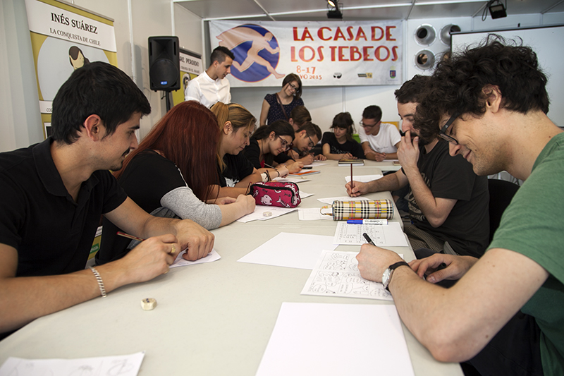 Ambiente en la Feria del Libro de Badajoz 2015