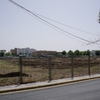 Un espacio verde y un pabellón de cristal en el antiguo Cuartel Hernán Cortés de Mérida