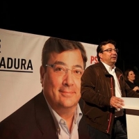 Vara: “Monago tiene miedo a la verdad porque empezó la legislatura mintiendo y la acaba igual”