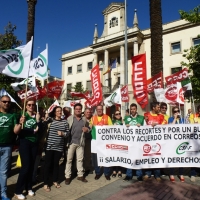 Trabajadores de Correos exigen un convenio colectivo que mejore sus condiciones laborales