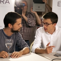 Errejón abarrota el Zurbarán en la presentación de Podemos Extremadura