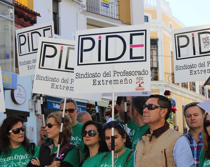PIDE (Sindicato del Profesorado Extremeño): “NO  a los recortes en la educación extremeña”