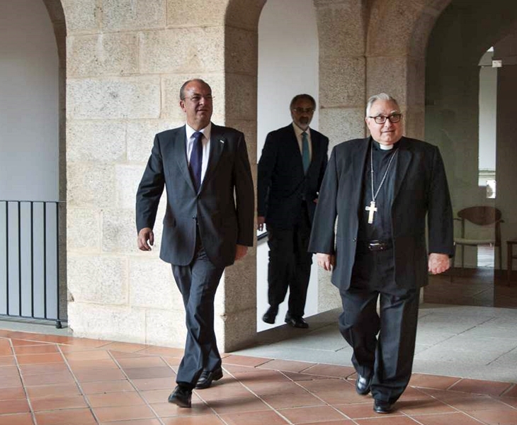 El arzobispo Santiago García Aracil se despide de Monago