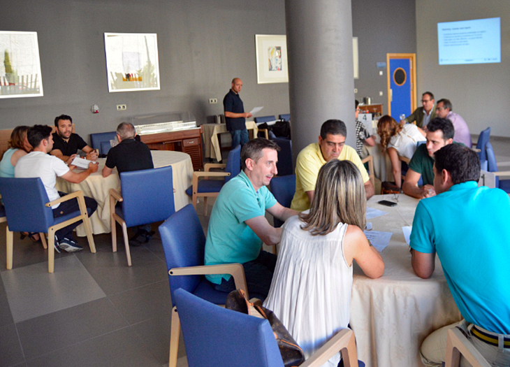 Más de una veintena de empresarios participan en una de las actividades del programa Mentoring Empresarial