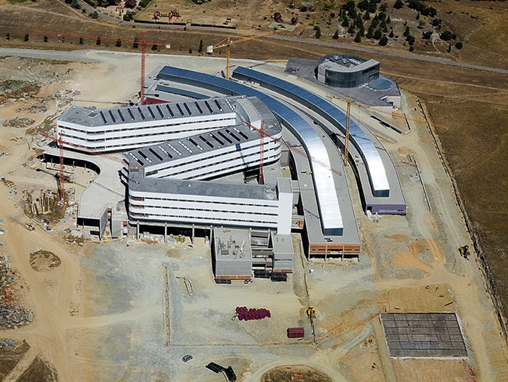30 millones para culminar la primera fase del nuevo Hospital de Cáceres