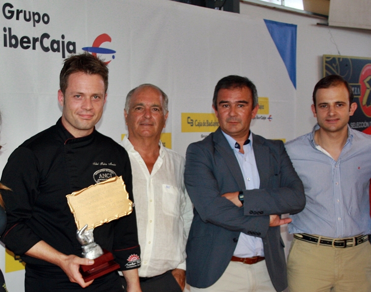Entregados los premios del IX Concurso Nacional de Cortadores de Jamón de Caja Badajoz
