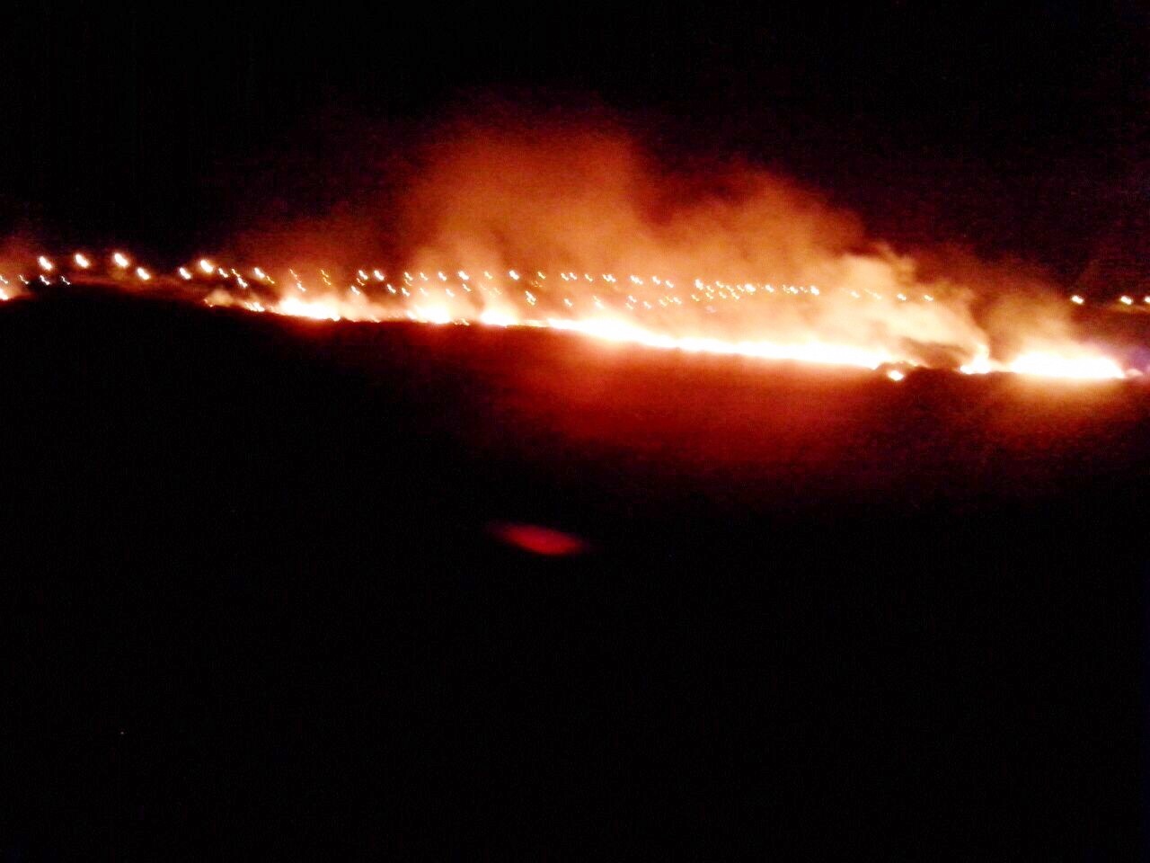 Incendio de grandes dimensiones en Las Vaguadas