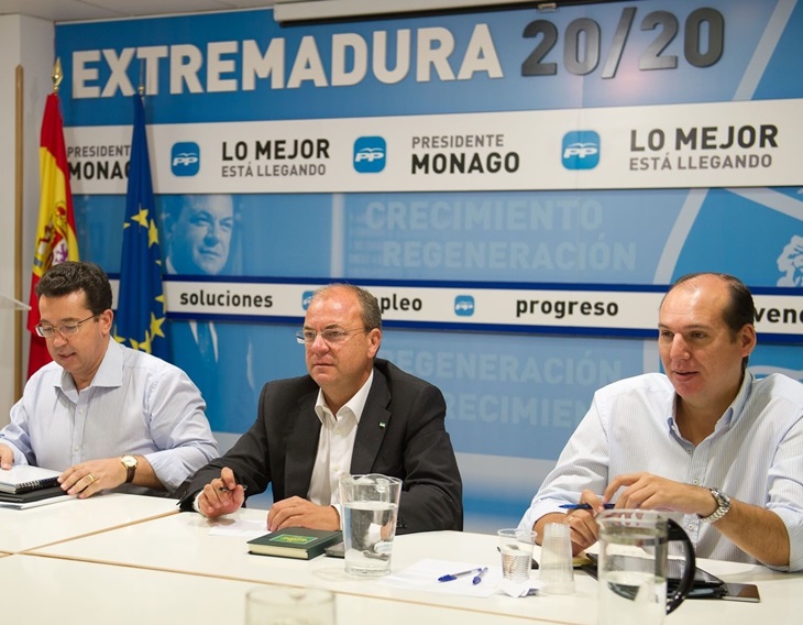 Monago considera &quot;necesario&quot; un esfuerzo de comunicación y diálogo