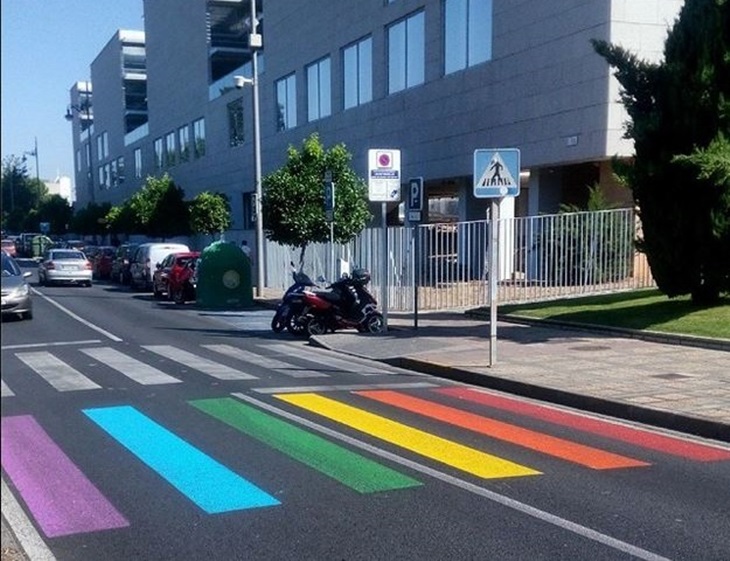 Pasos de peatones a favor la diversidad sexual