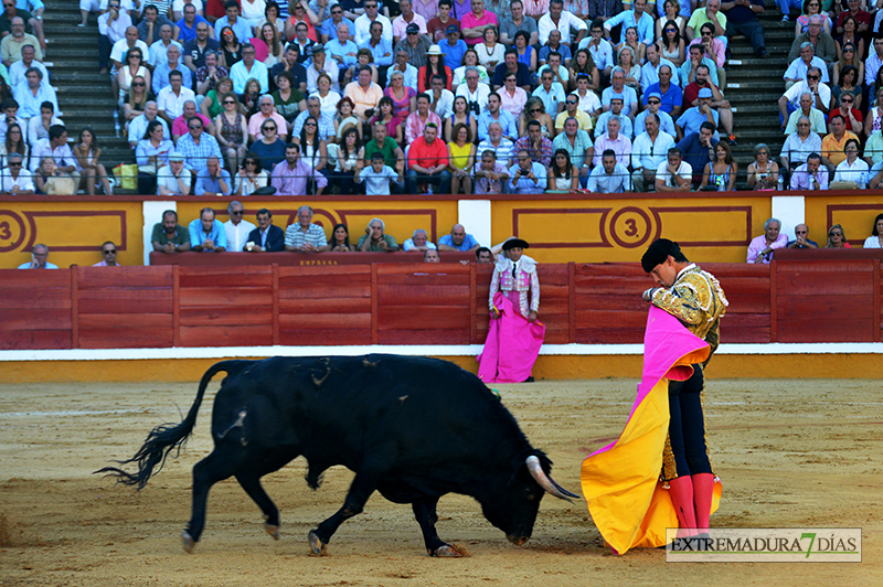 Imágenes de la primera corrida de la Feria de San Juan 2015