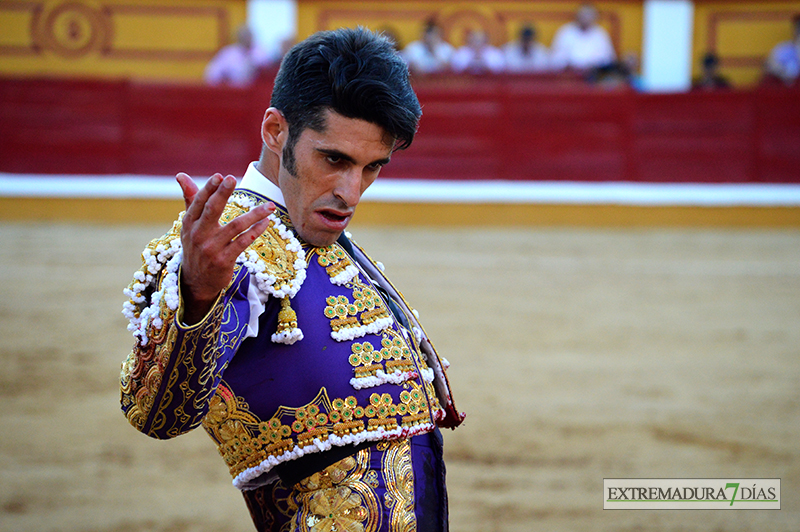 Imágenes de la primera corrida de la Feria de San Juan 2015