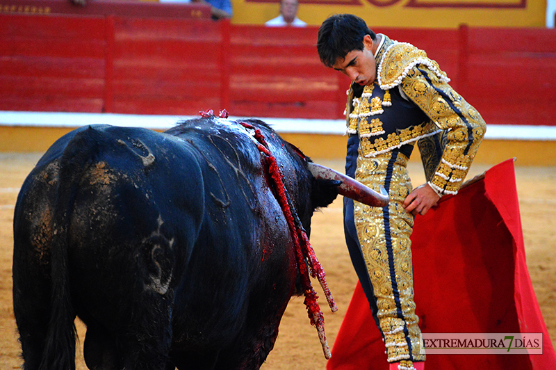 Imágenes de la primera corrida de la Feria de San Juan 2015