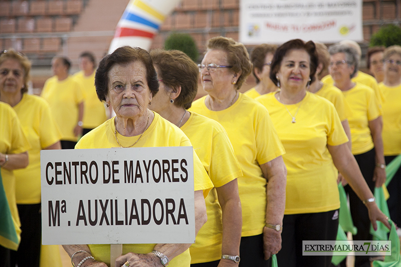 Imágenes de la clausura de la &#39;Campaña de Atención del Mayor&#39; en Badajoz