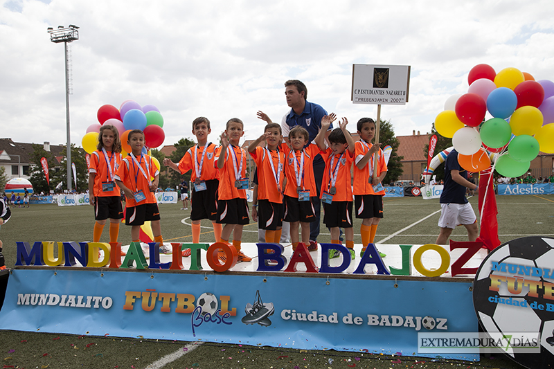 Da comienzo el Mundialito de Fútbol en Badajoz