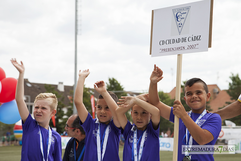 Da comienzo el Mundialito de Fútbol en Badajoz