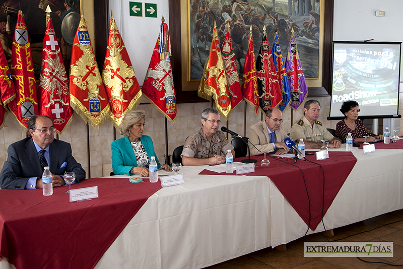 400 militares participan en el &#39;Road Show&#39;